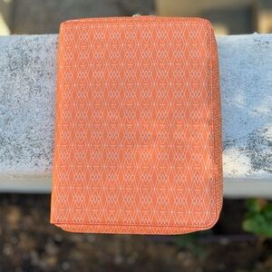 NWT Wolf "Signature Ipad Tech" zip case - One Size